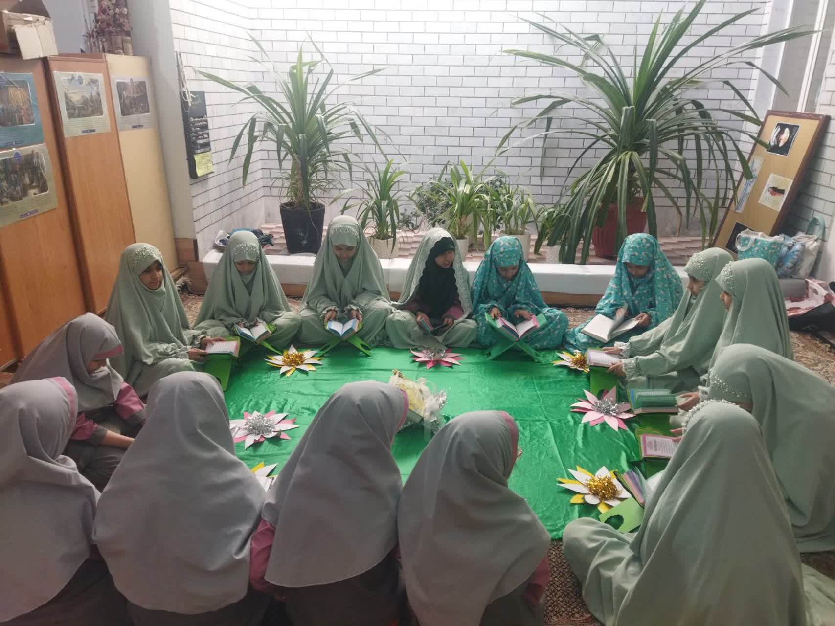  محفل قرآنی- پایه سوم 